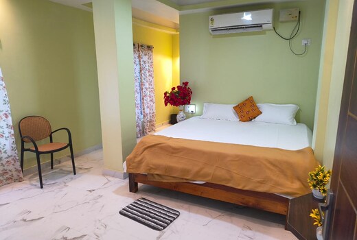 Real Royal Homestay