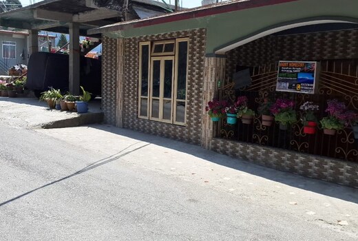 Aahit Homestay