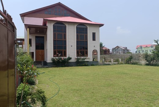 Labeeks Villa