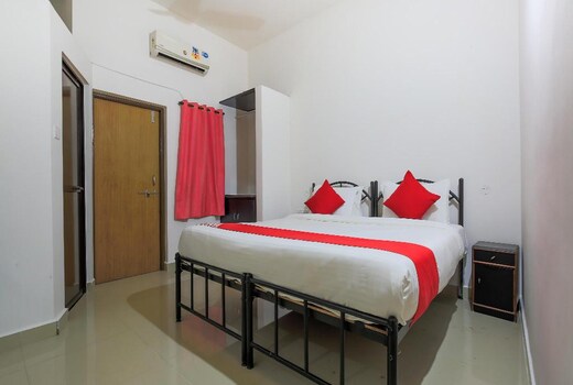 AZURA GUESTHOUSE