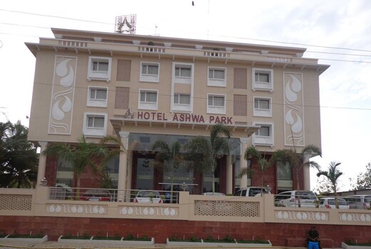Hotel Ashwa Park