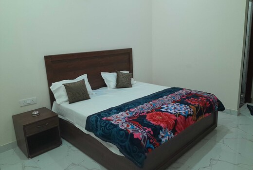 Hotel O Seven Spring