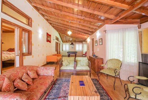 Woodside Retreat