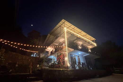 Tarang stays Jogini waterfall view 2 room set