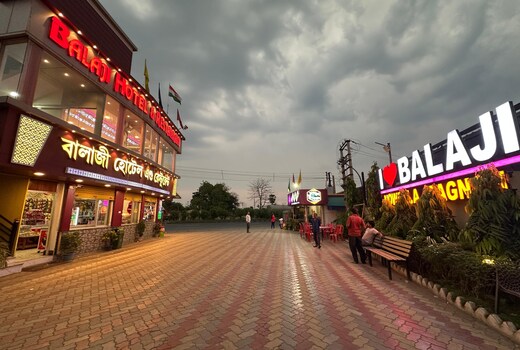BALAJI HOTEL & RESTURANT CUM RESORT