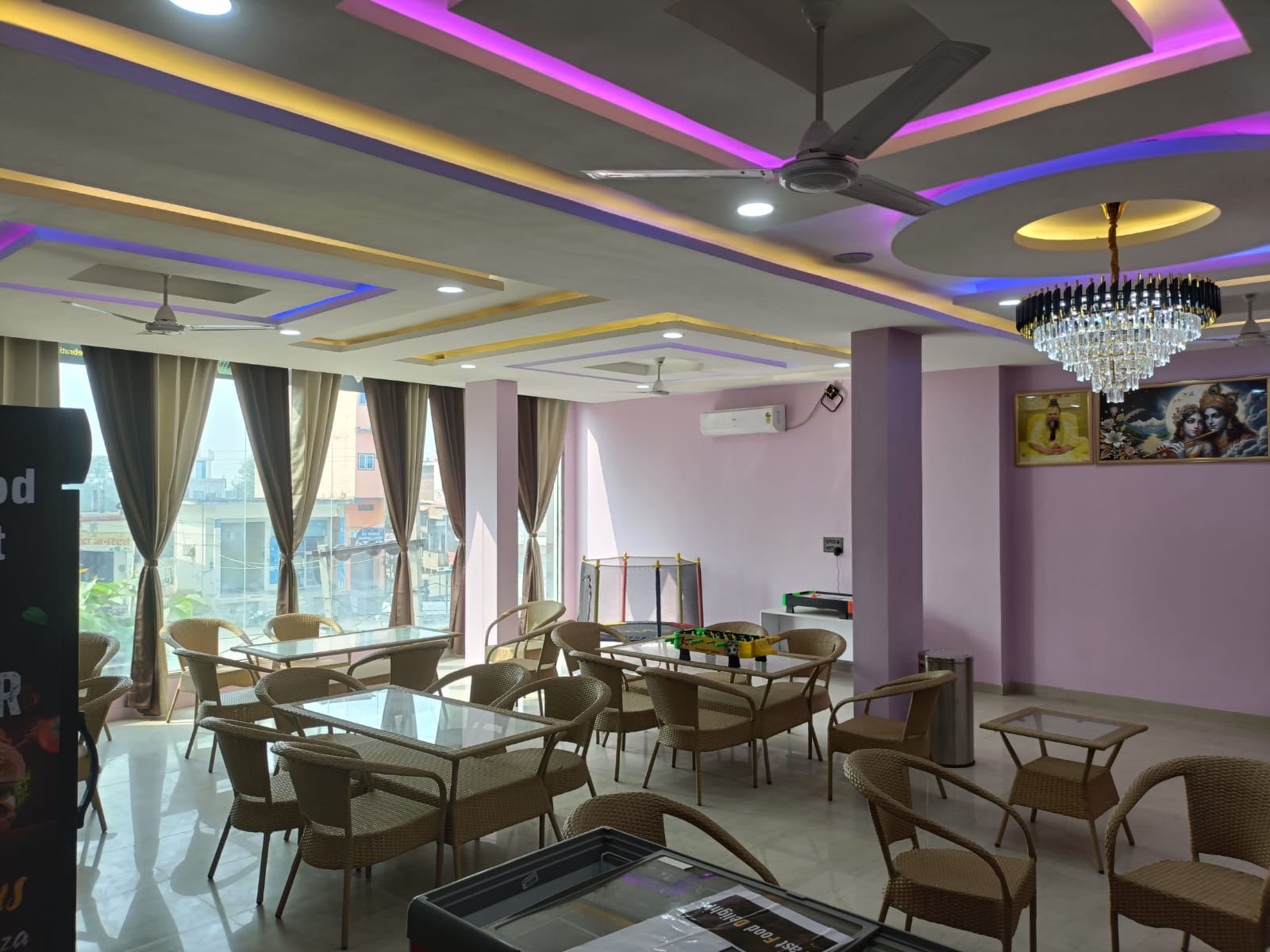 Hotel Aashiyana Palace