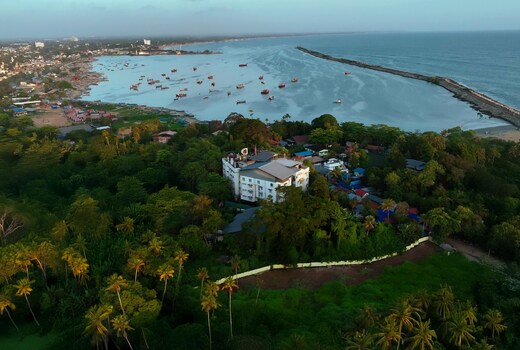 D Fort Hotel Kollam