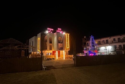 HOTEL GANDHARWA