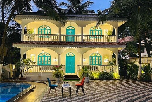Sleek white 8BDR huge villa near Baga Beach