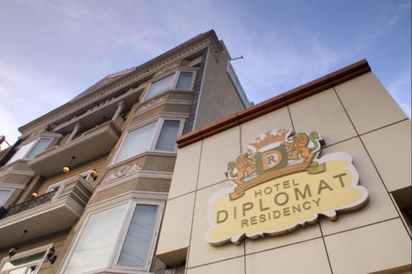Hotel Diplomat Residency