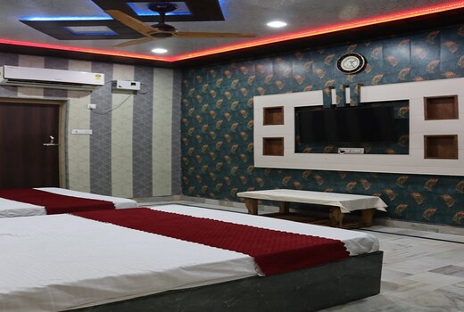 Captain Guest House