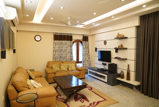Kameswari Homestays