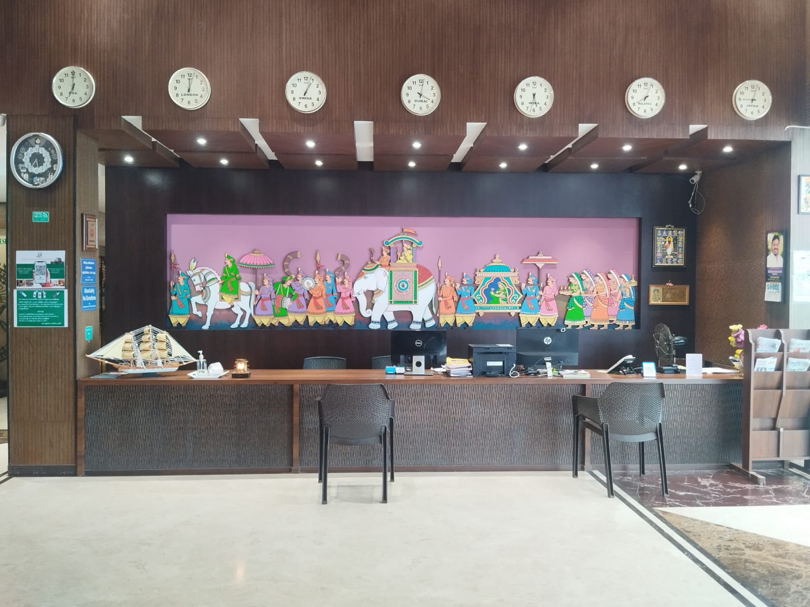 Main gallery
