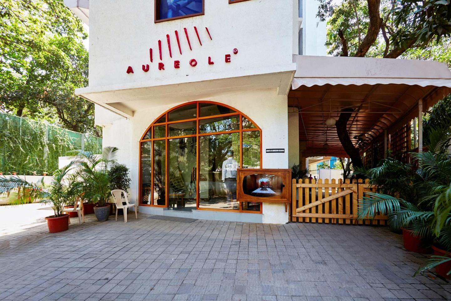 HOTEL AUREOLE
