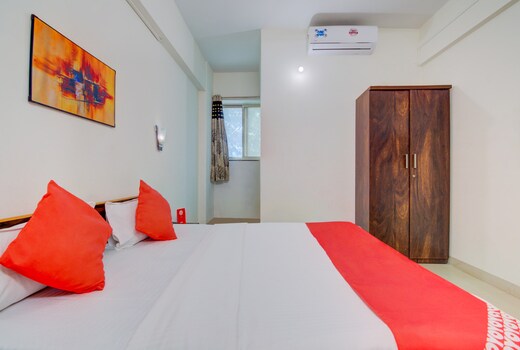 Hotel O Sairaj Lodge