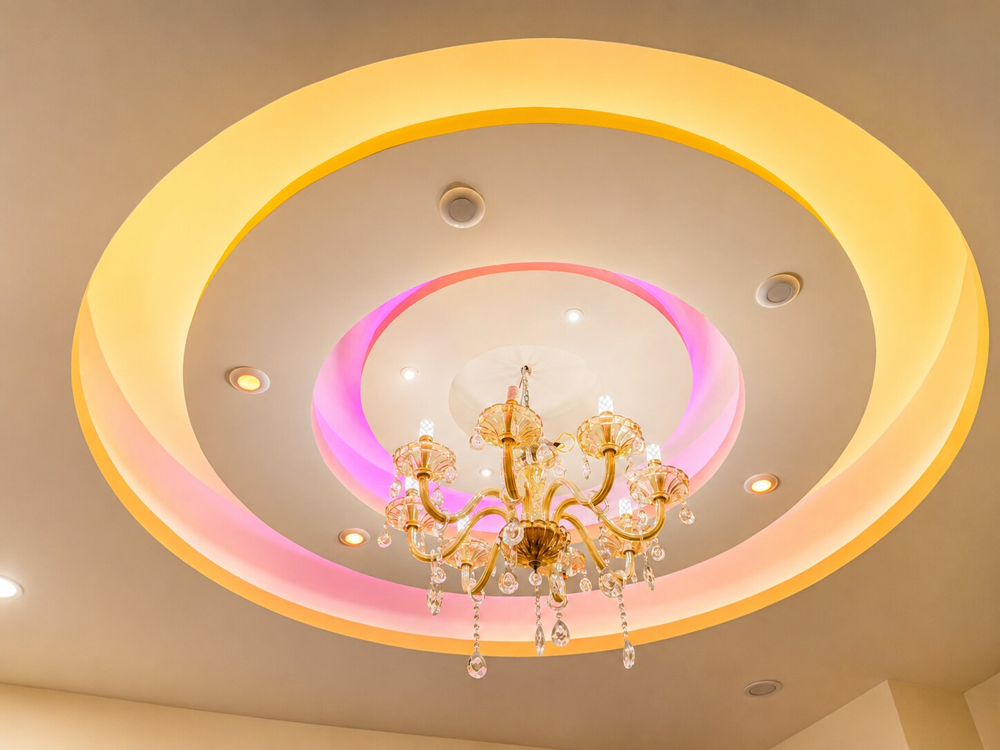 HOTEL BUDDHA CRYSTAL