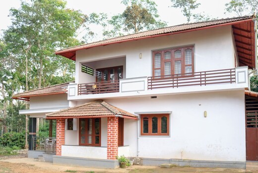 First Ray Estate Stay
