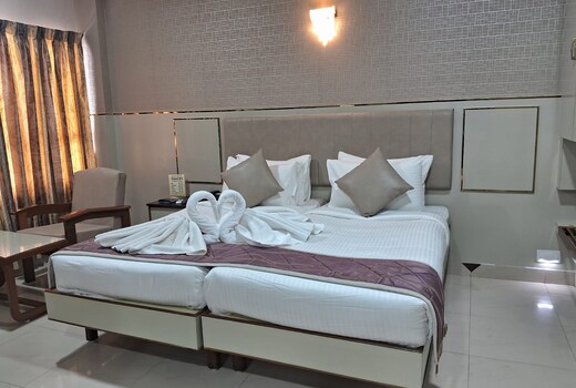 Hotel Aryaas