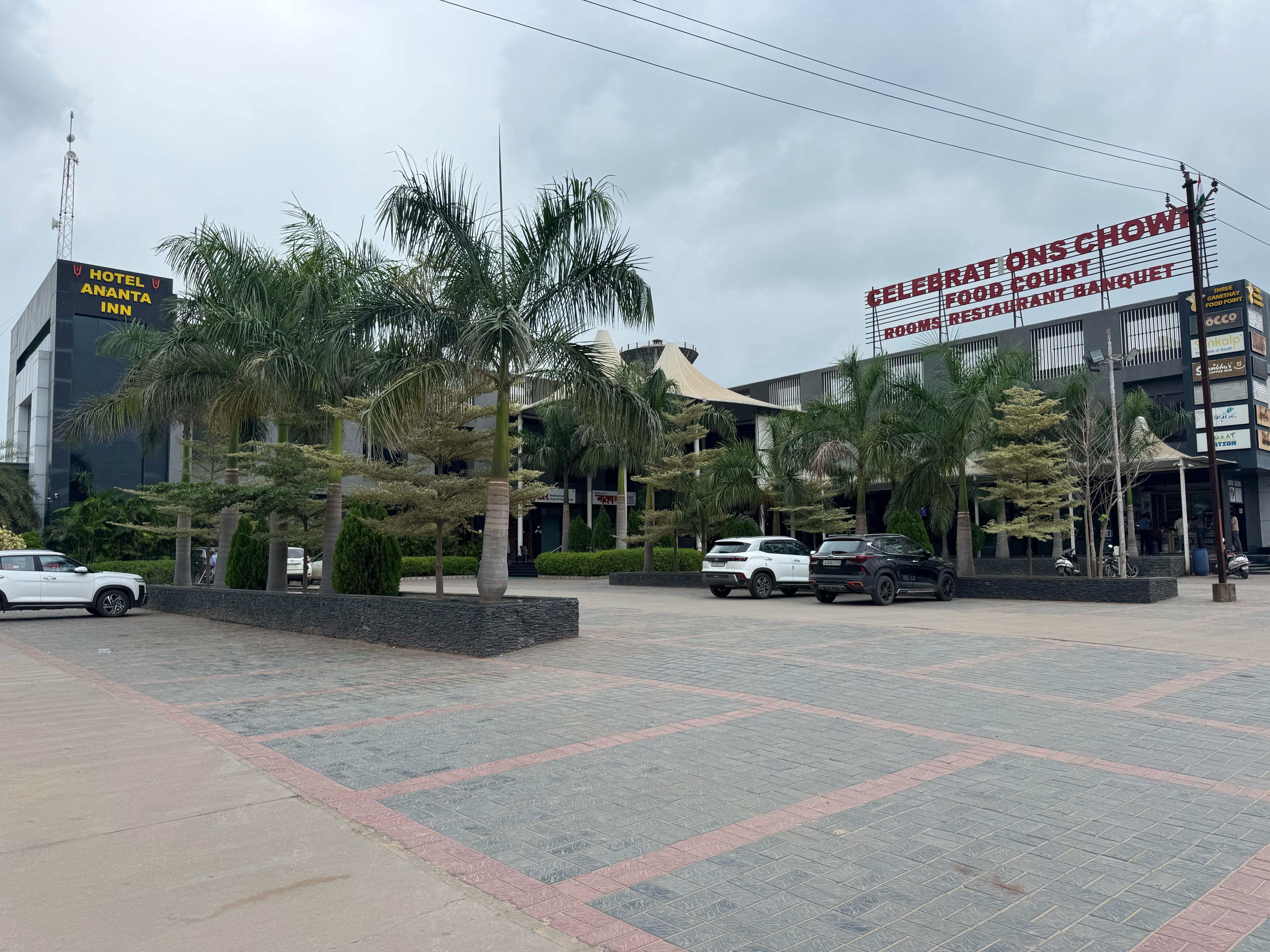 HOTEL ANANTA INN