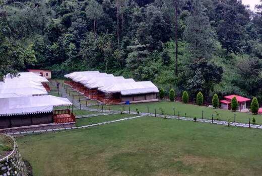 Swiss Valley Camp Resort | Rooms & Restaurant