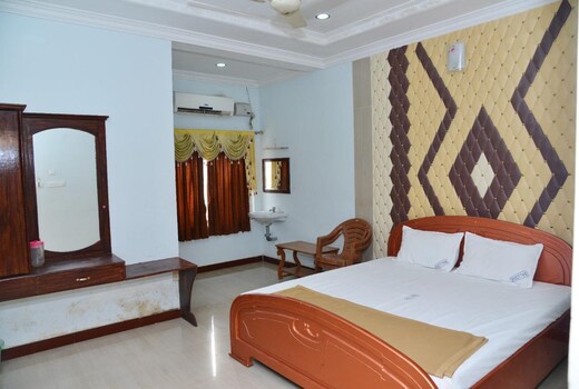 MAL Mahal & Residency