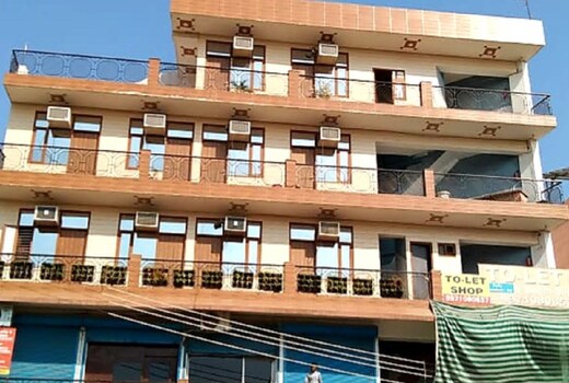 YuVee Residency