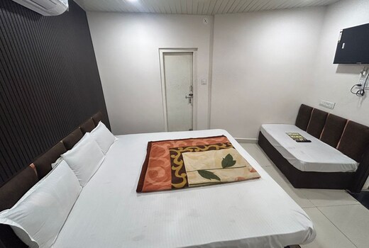 Hotel Maa Parwati Palace