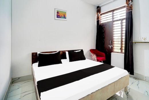 Hotel O Eat Out Cafe & Rooms