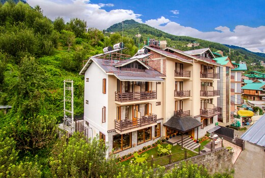 Snow Paradise - Pure Veg Hotel