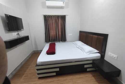 Apartment 202