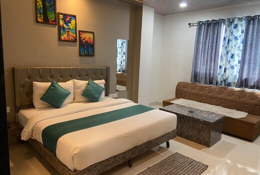 Seema Pride Hotels & Restaurant
