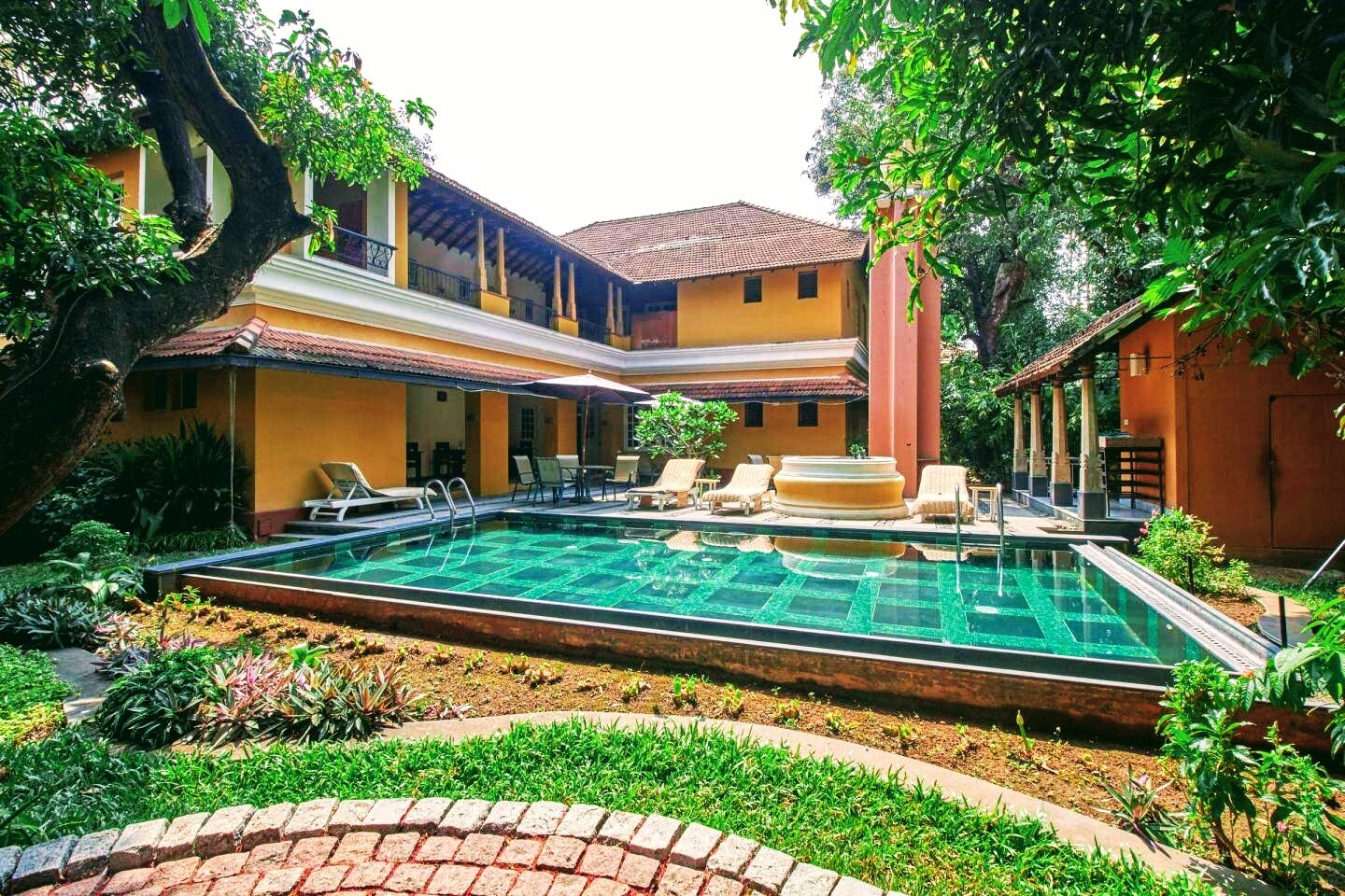 TEA BUNGALOW SINCE 1912