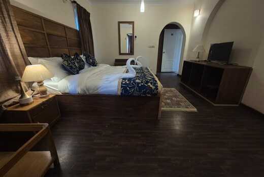 Kashmir Ghar near Srinagar Airport