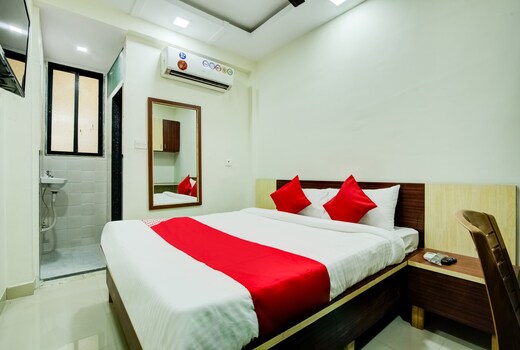 Hotel O Kunal Palace