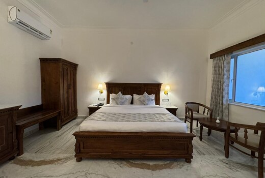 J D Tara Resorts
