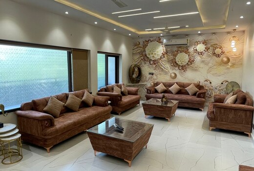 Hangout Ultra Luxurious Party Friendly 3BHK Apartments