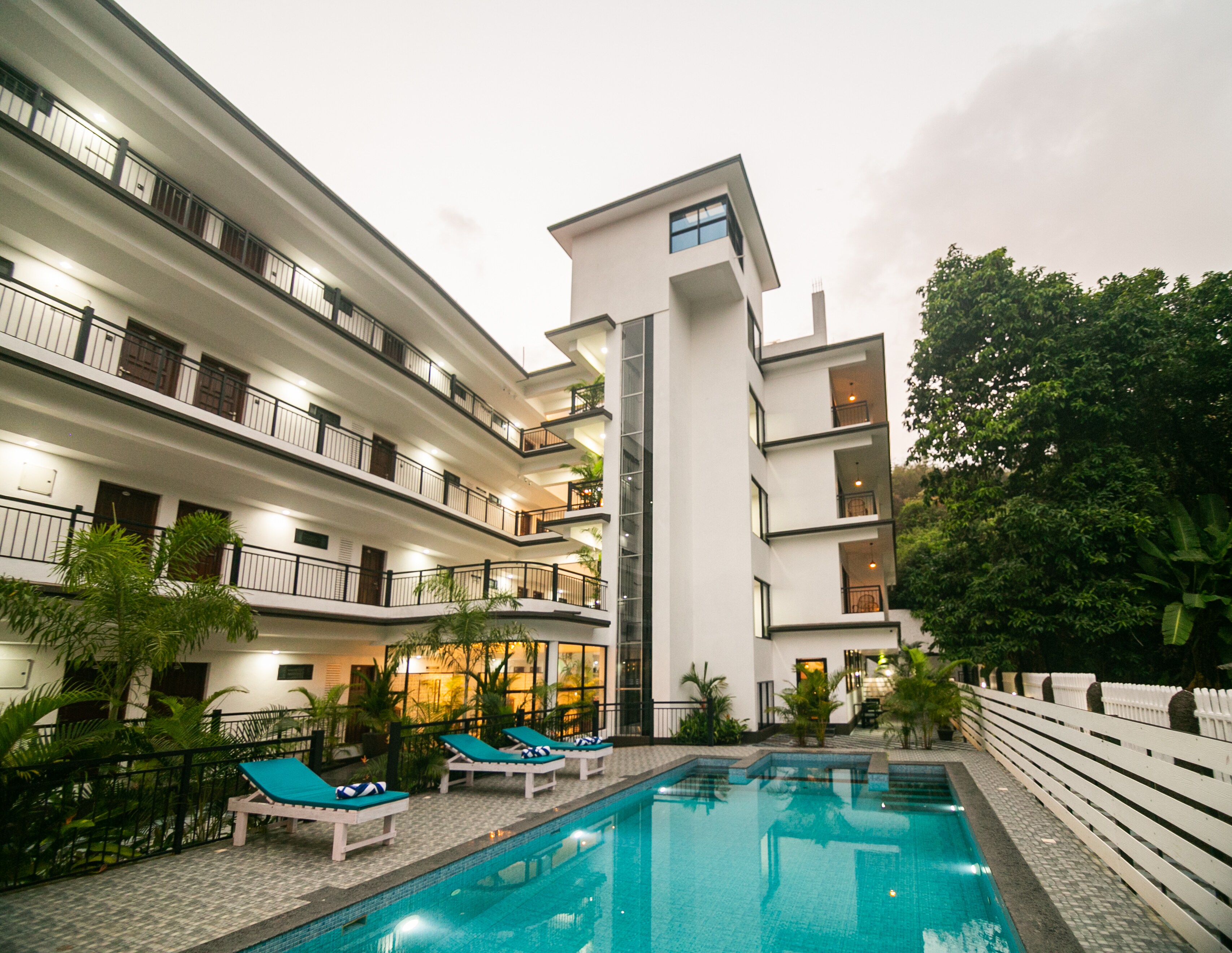 ALOHA HOLIDAY RESORT