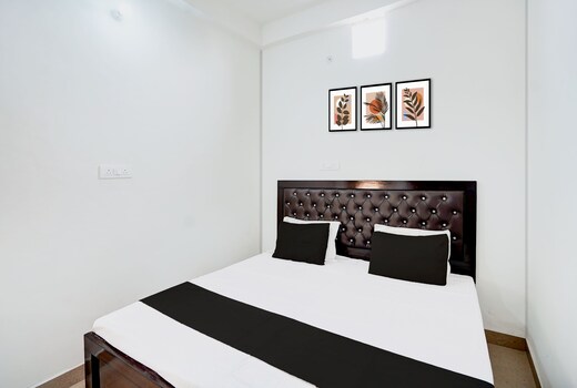 SPOT ON Chauhan Hotel