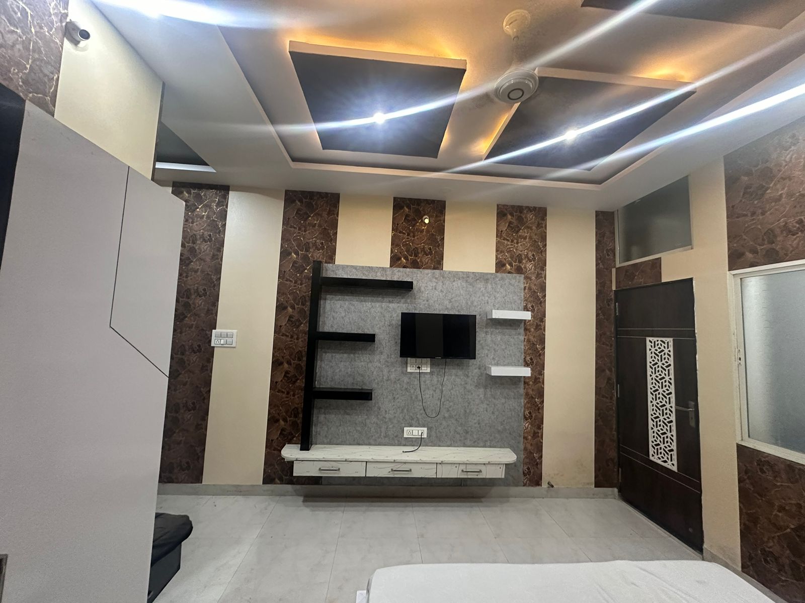 SDF HOTEL AND HOME STAY