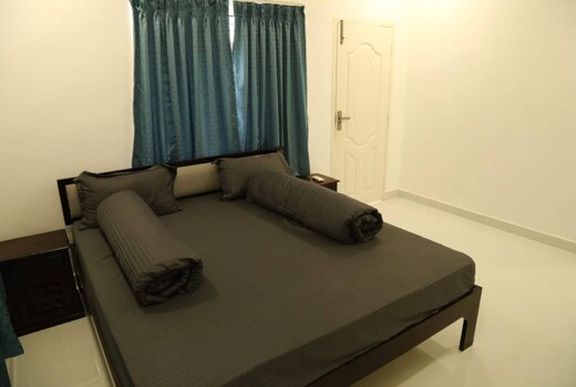 G1 Tulsi 2Bhk Flat T Nagar Shopping Area Chennai