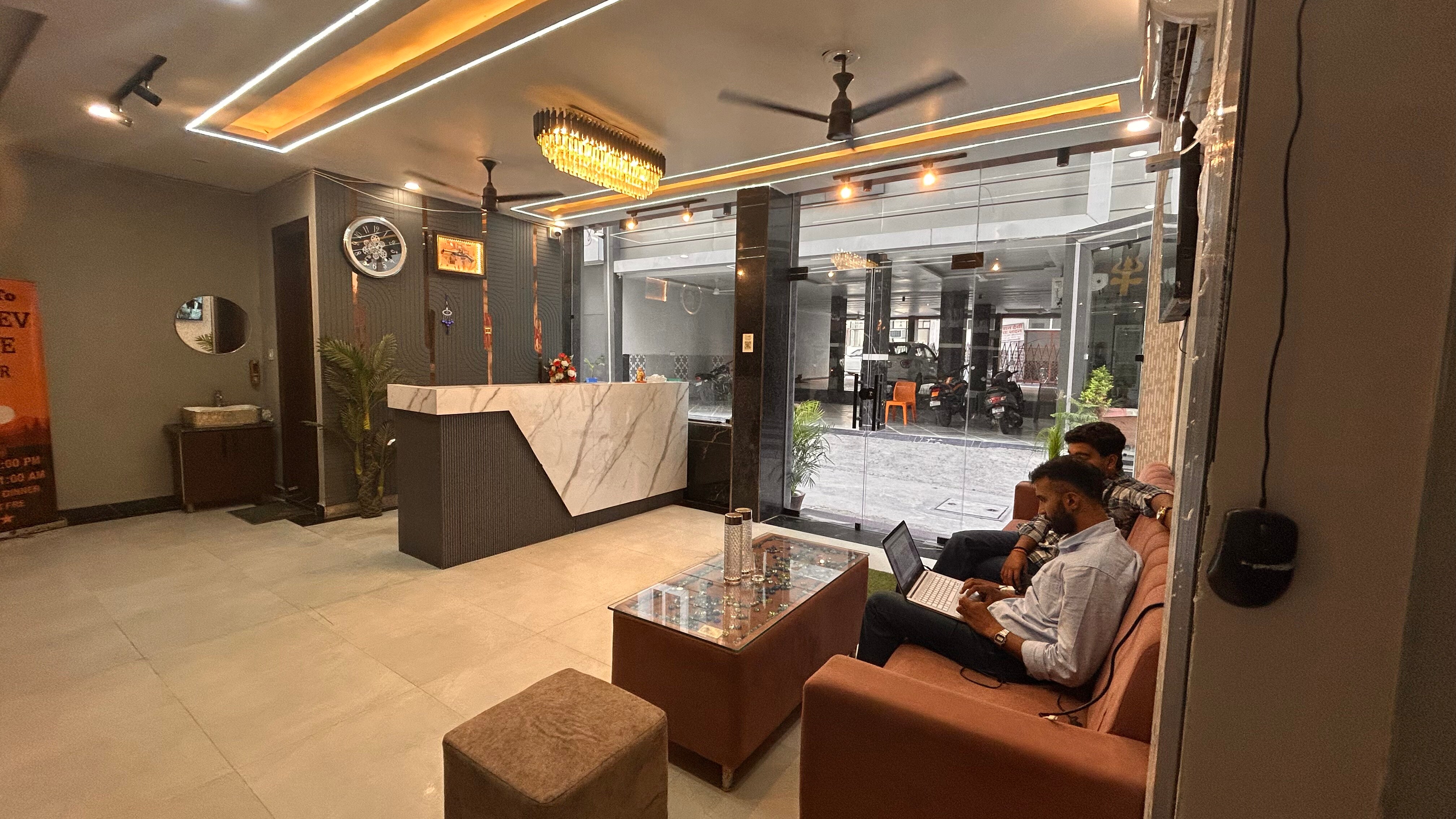 Hotel Mahadev Palace