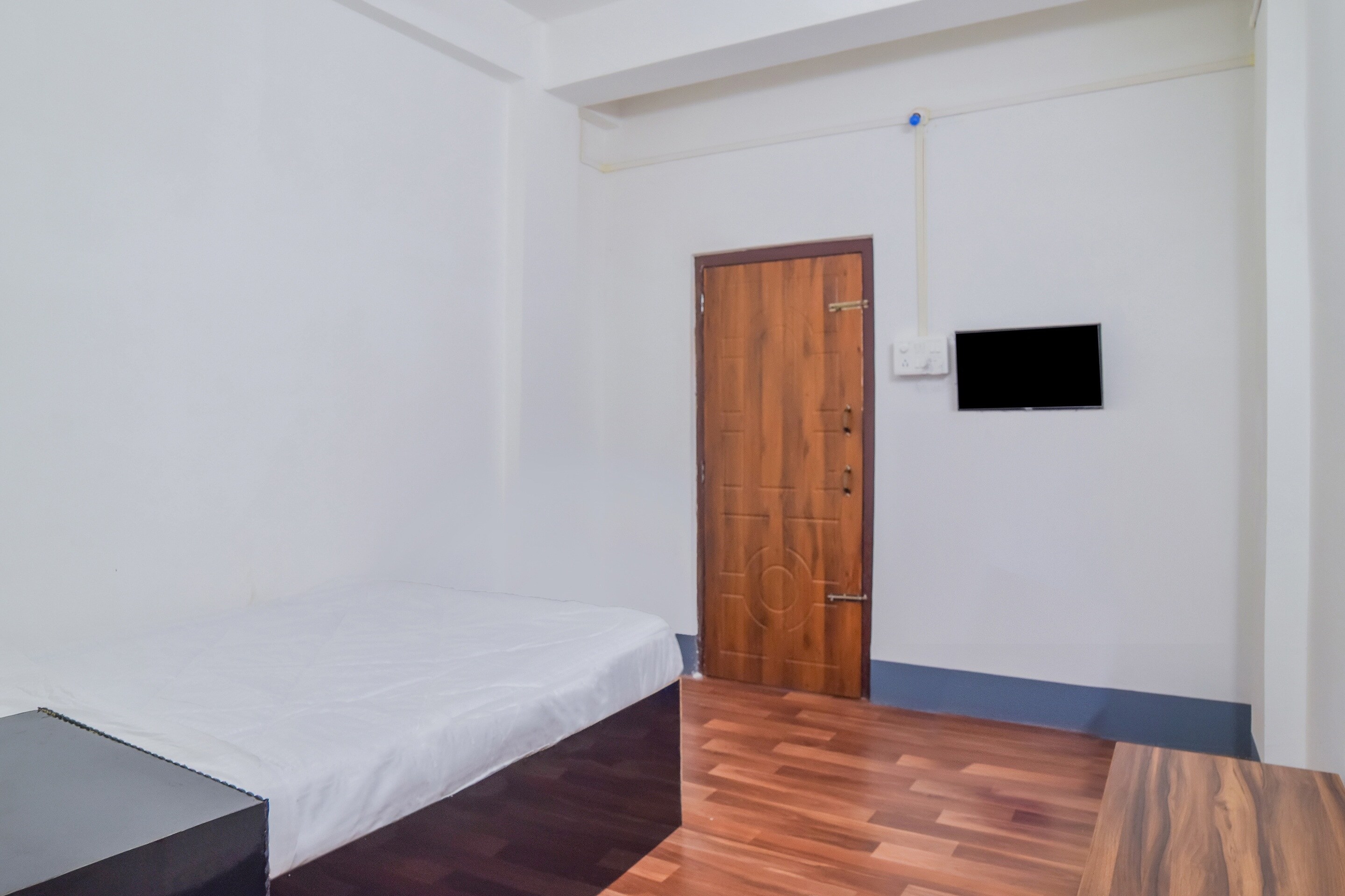 Hotel O DC Lodge