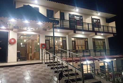 Hotel Paradise Inn
