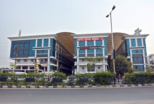 HOTEL ROYAL WINGS