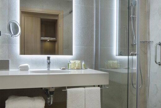 DoubleTree by Hilton Plovdiv Center