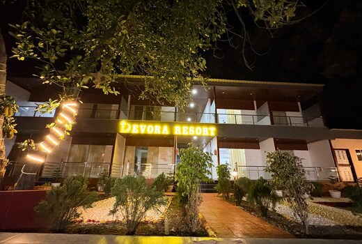 DEVORA RESORT