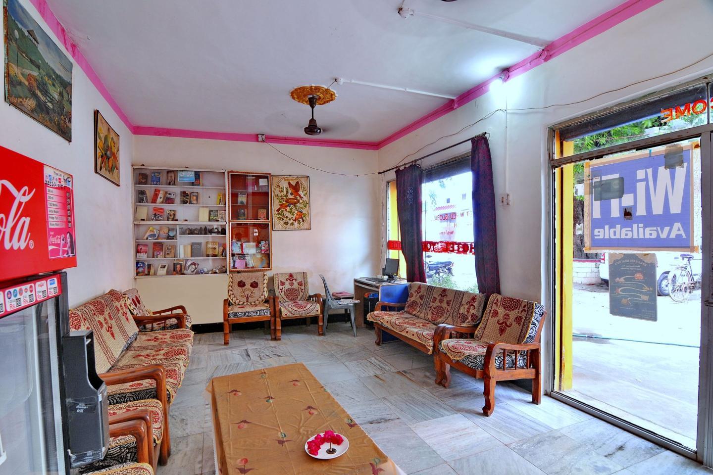Hotel Yogi Lodge