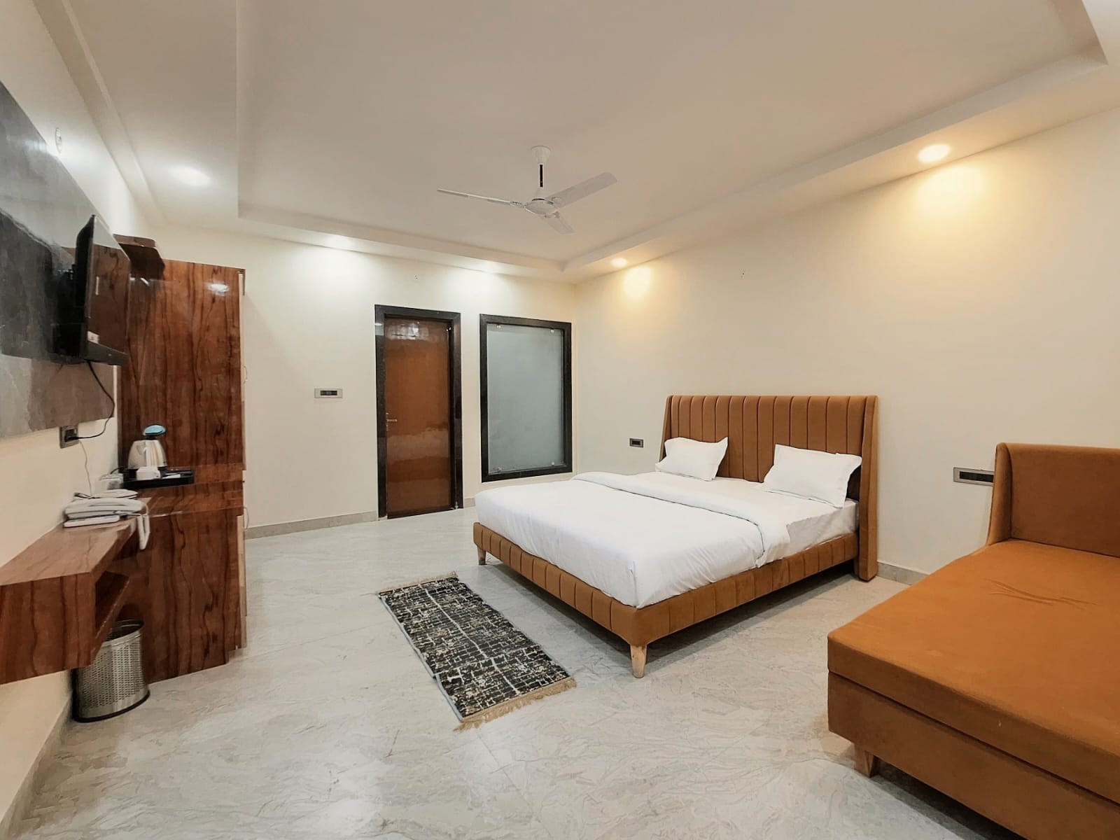 Hotel The Vinayak