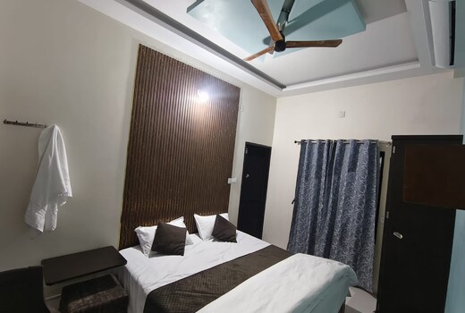 Shiv kripa home stay