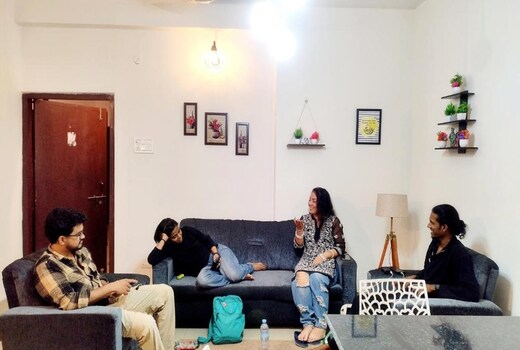 Nomad's Nest Backpackers Hostel